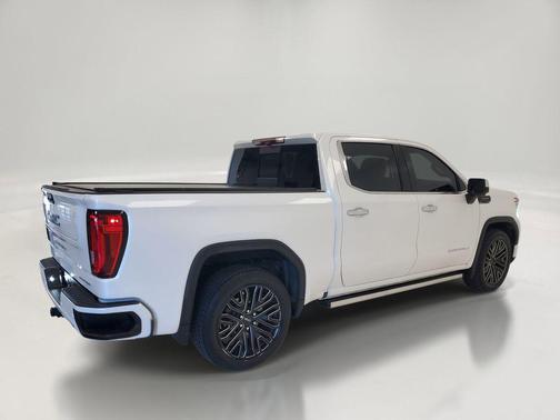 White Frost Tricoat 2022 GMC Sierra 1500 Denali Ultimate