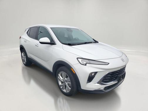 Summit White 2025 Buick Encore GX Preferred