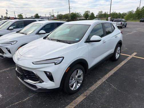 Summit White 2025 Buick Encore GX Preferred