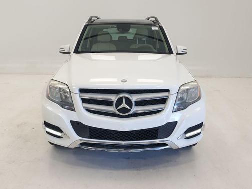 White 2015 Mercedes-Benz GLK-Class GLK 350 4MATIC