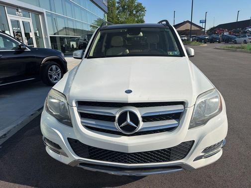 White 2015 Mercedes-Benz GLK-Class GLK 350 4MATIC