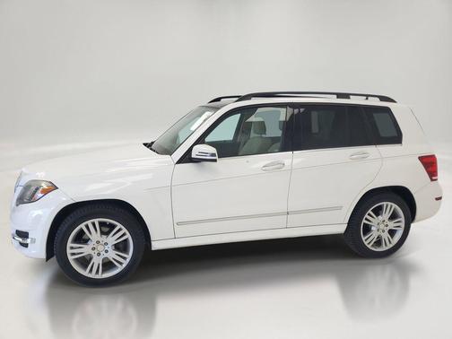 White 2015 Mercedes-Benz GLK-Class GLK 350 4MATIC