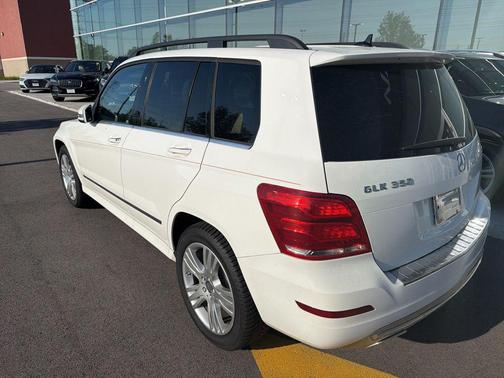 White 2015 Mercedes-Benz GLK-Class GLK 350 4MATIC