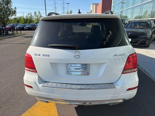 White 2015 Mercedes-Benz GLK-Class GLK 350 4MATIC
