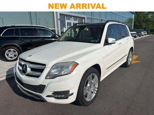 White 2015 Mercedes-Benz GLK-Class GLK 350 4MATIC