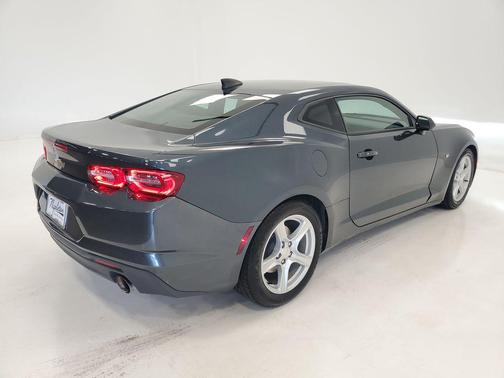 Shadow Gray Metallic 2023 Chevrolet Camaro 1LT