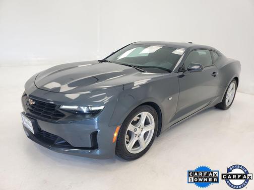 Shadow Gray Metallic 2023 Chevrolet Camaro 1LT