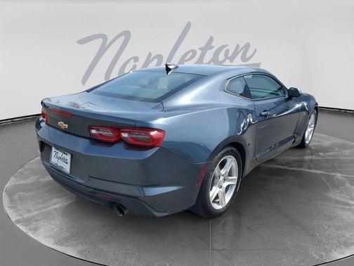 Shadow Gray Metallic 2023 Chevrolet Camaro 1LT