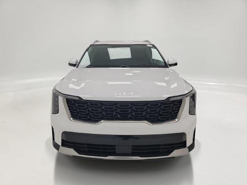 Glacial White Pearl 2024 Kia Sorento S