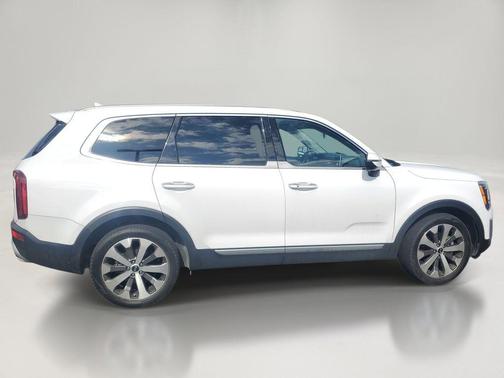Glacial White Pearl 2021 Kia Telluride S