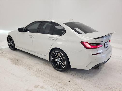 2019 BMW 330 xDrive