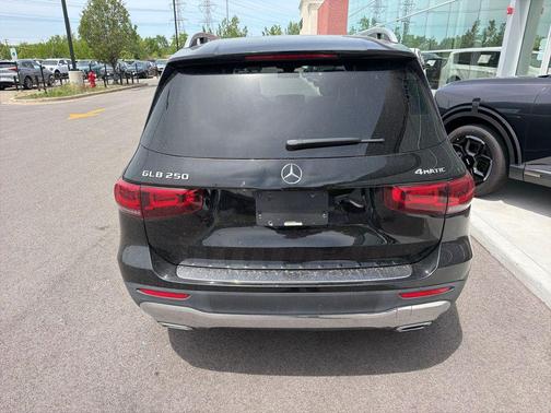 Black 2020 Mercedes-Benz GLB 250 4MATIC