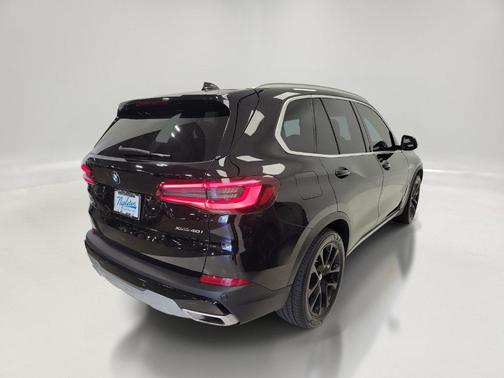 Jet Black 2022 BMW X5 xDrive40i