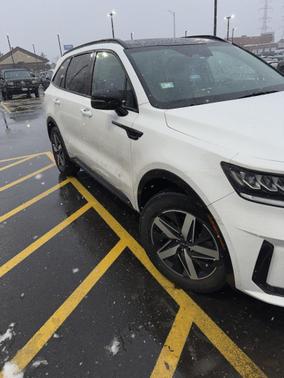 2023 Kia Sorento S