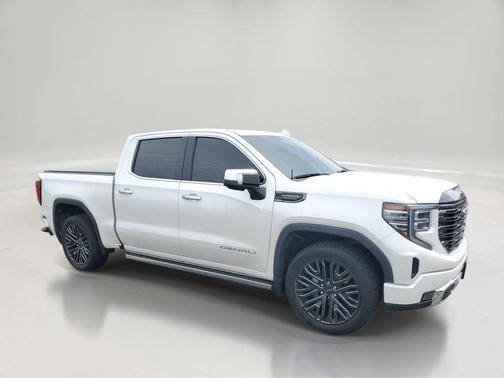 White Frost Tricoat 2022 GMC Sierra 1500 Denali Ultimate