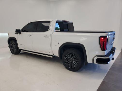 White Frost Tricoat 2022 GMC Sierra 1500 Denali Ultimate