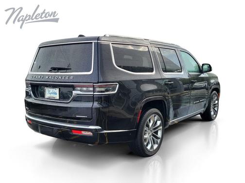 Diamond Black Crystal Pearlcoat 2023 Jeep Grand Wagoneer Series II 4x4