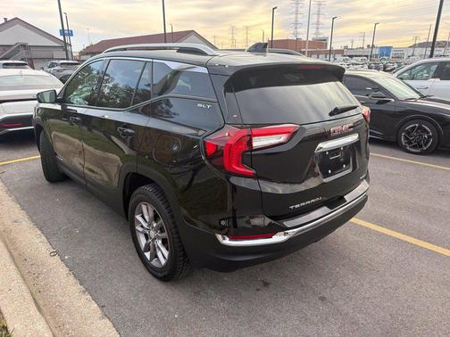 Ebony Twilight Metallic 2024 GMC Terrain SLT