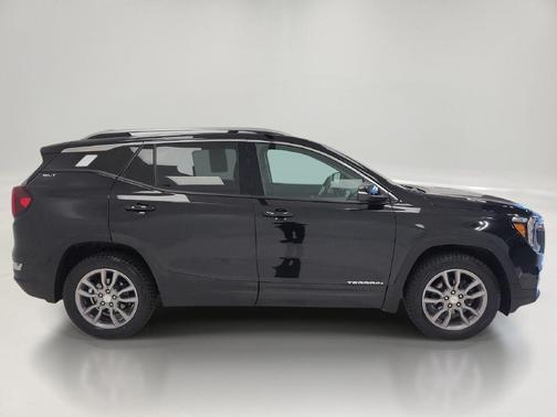 Ebony Twilight Metallic 2024 GMC Terrain SLT