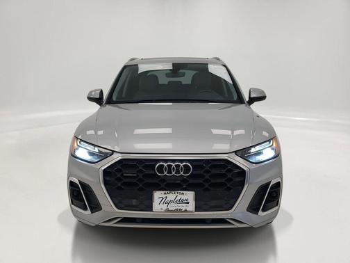 2022 Audi Q5 45 S line Premium Plus