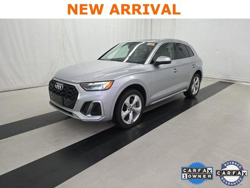 2022 Audi Q5 45 S line Premium Plus