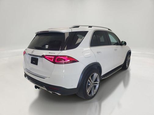 White 2020 Mercedes-Benz GLE 450 AWD 4MATIC