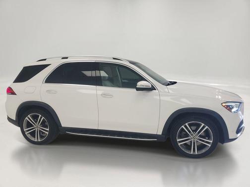 White 2020 Mercedes-Benz GLE 450 AWD 4MATIC