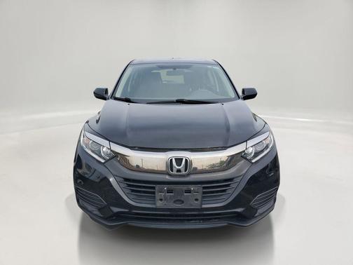 Crystal Black Pearl 2021 Honda HR-V LX