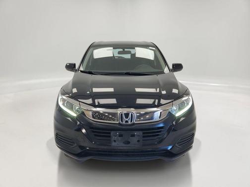 Crystal Black Pearl 2021 Honda HR-V LX