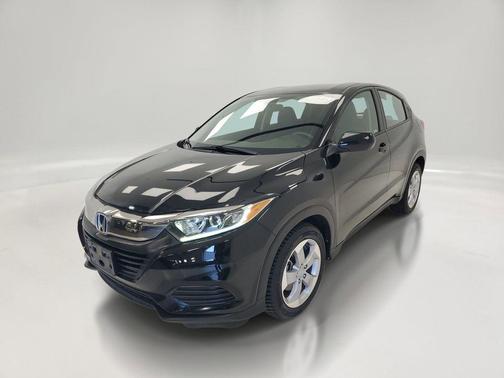 Crystal Black Pearl 2021 Honda HR-V LX