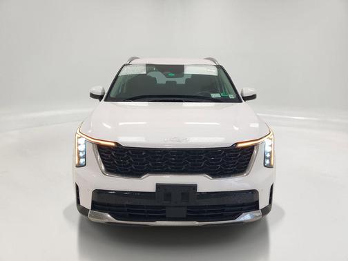 Glacial White Pearl 2024 Kia Sorento S