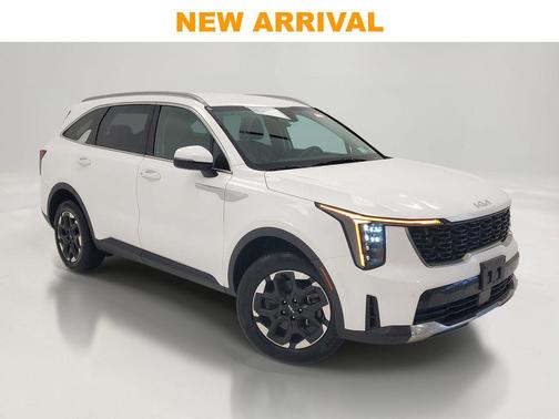 Glacial White Pearl 2024 Kia Sorento S