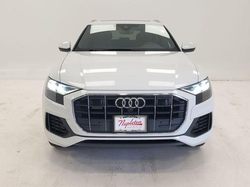 Glacier White Metallic 2020 Audi Q8 55 Premium Plus