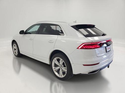 Glacier White Metallic 2020 Audi Q8 55 Premium Plus