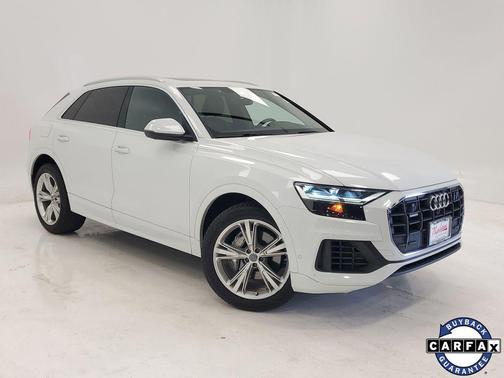 Glacier White Metallic 2020 Audi Q8 55 Premium Plus