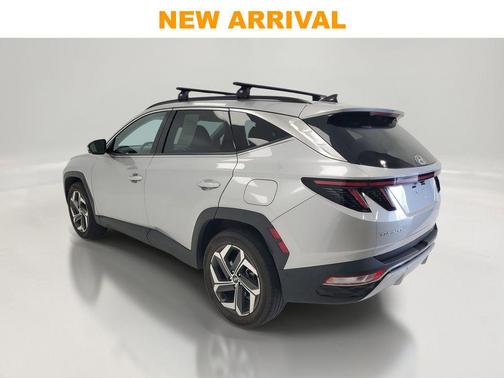 Shimmering Silver 2022 Hyundai TUCSON Limited