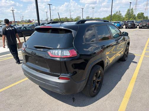 Diamond Black Crystal Pearlcoat 2021 Jeep Cherokee Latitude Plus