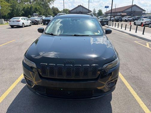 Diamond Black Crystal Pearlcoat 2021 Jeep Cherokee Latitude Plus