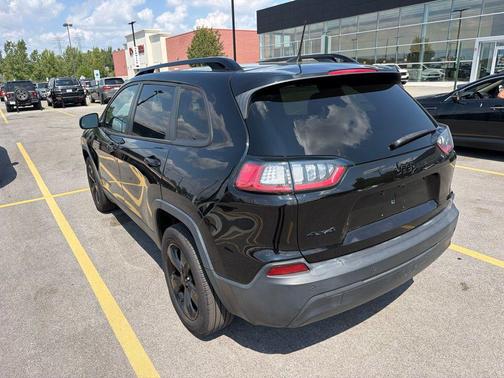 Diamond Black Crystal Pearlcoat 2021 Jeep Cherokee Latitude Plus
