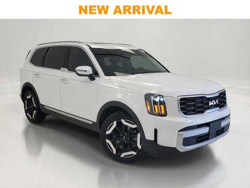 Glacial White Pearl 2025 Kia Telluride S