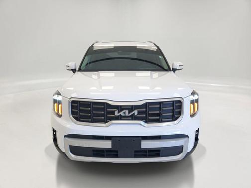 Glacial White Pearl 2025 Kia Telluride S