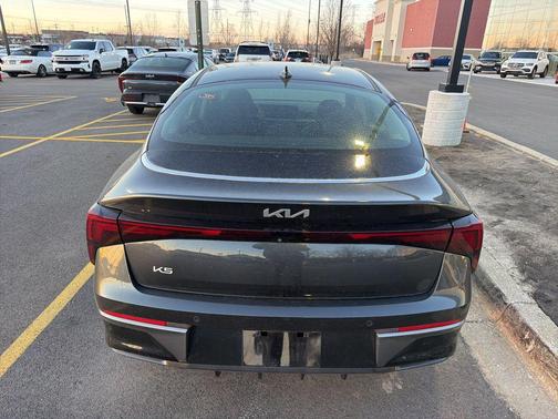 2025 Kia K5 LXS