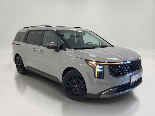 Ceramic Silver 2025 Kia Carnival SX