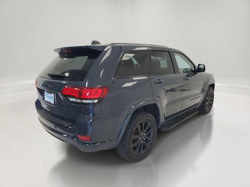 Rhino Clearcoat 2018 Jeep Grand Cherokee Altitude