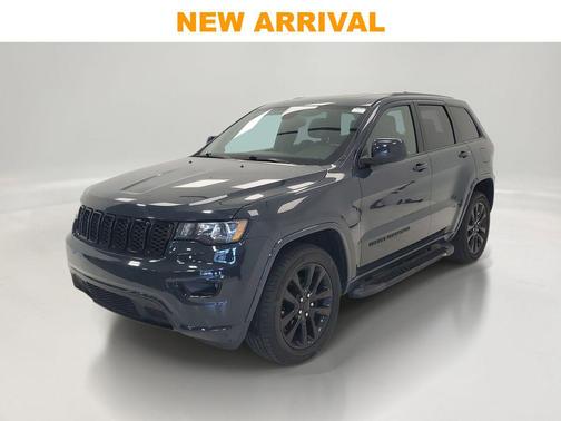 Rhino Clearcoat 2018 Jeep Grand Cherokee Altitude