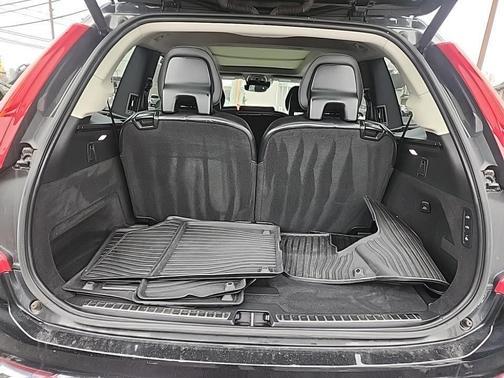 2021 Volvo XC90 T6 Inscription