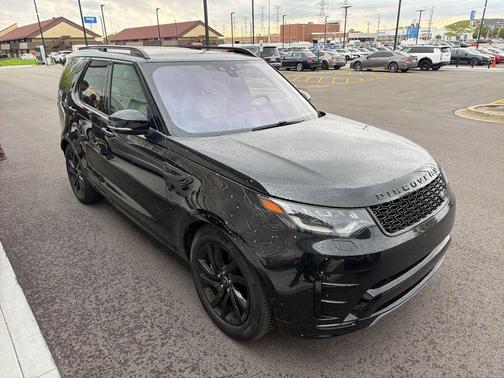 Black 2020 Land Rover Discovery Landmark Edition