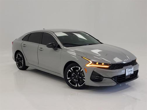 2023 Kia K5 GT-Line