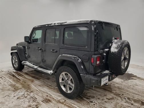 2022 Jeep Wrangler Unlimited Sahara