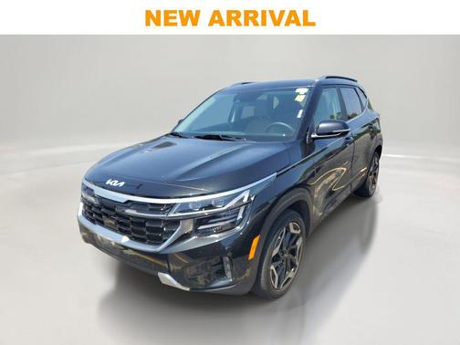 Fusion Black 2024 Kia Seltos SX Turbo